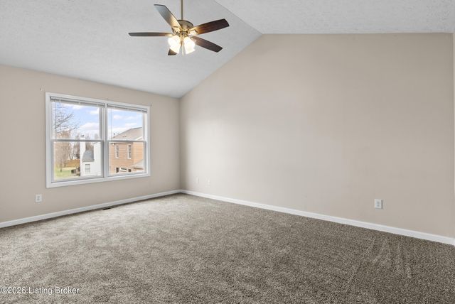 14204 Victory Ridge Dr, Louisville, KY 40245