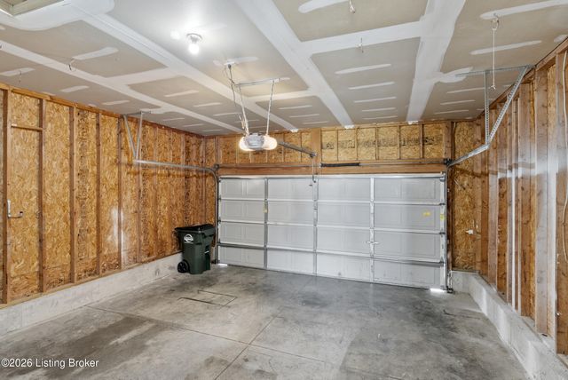 14204 Victory Ridge Dr, Louisville, KY 40245