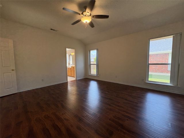 452 Parkshire Drive, Murphy, TX 75094