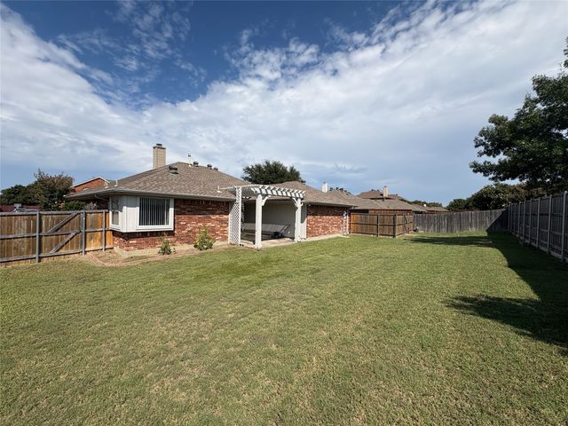 452 Parkshire Drive, Murphy, TX 75094