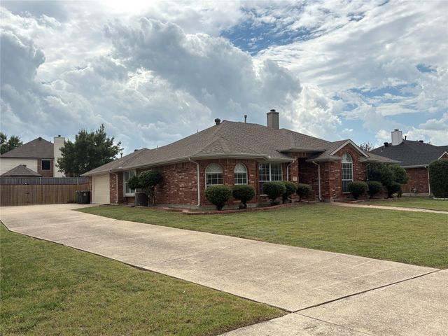 452 Parkshire Drive, Murphy, TX 75094