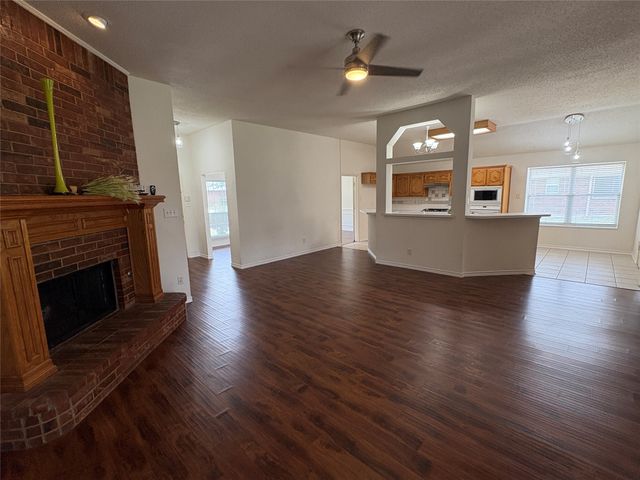 452 Parkshire Drive, Murphy, TX 75094