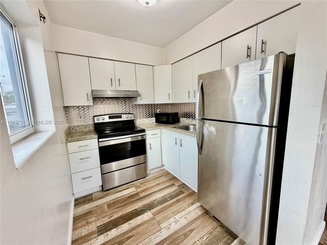 1821 N 17th Ct 21, Hollywood, FL 33020