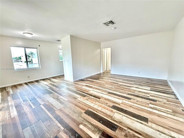 1821 N 17th Ct 21, Hollywood, FL 33020