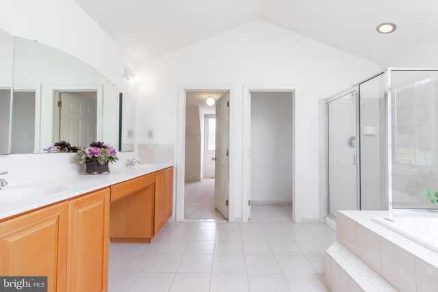 17 LANDON WAY, Exton, PA 19341