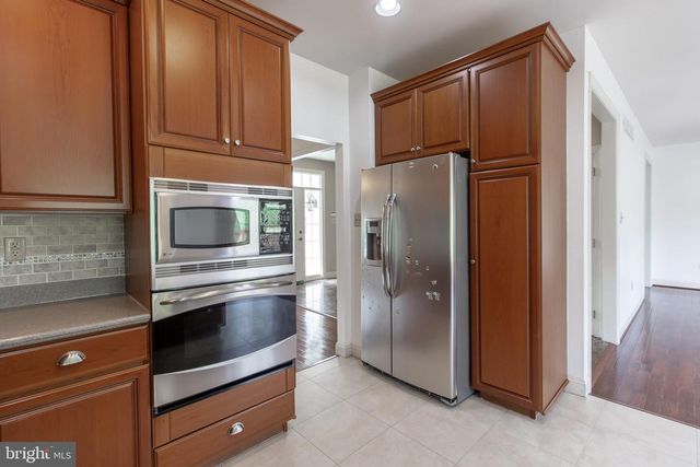 17 LANDON WAY, Exton, PA 19341