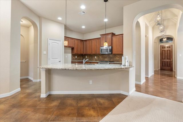 219 Boardwalk Avenue, Waxahachie, TX 75165