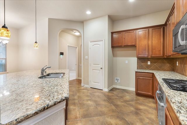 219 Boardwalk Avenue, Waxahachie, TX 75165