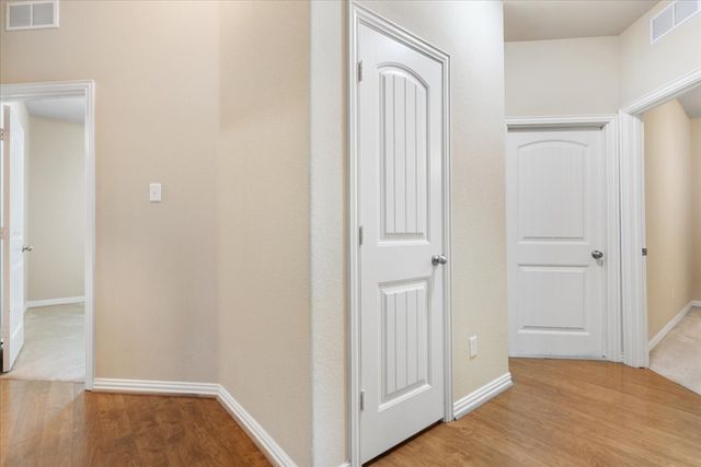 219 Boardwalk Avenue, Waxahachie, TX 75165