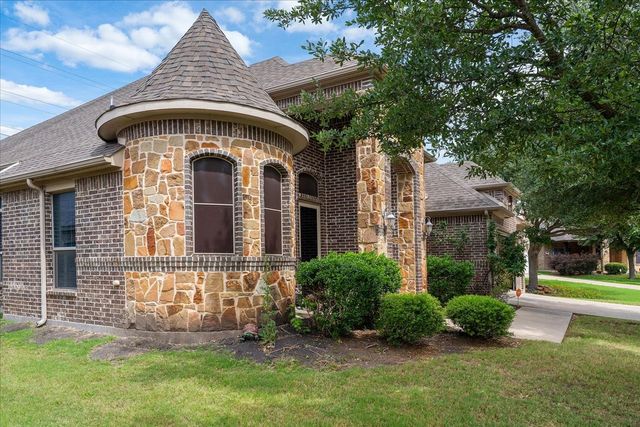 219 Boardwalk Avenue, Waxahachie, TX 75165