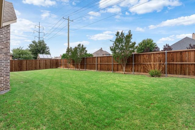 219 Boardwalk Avenue, Waxahachie, TX 75165