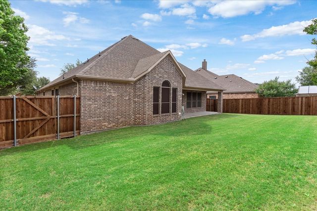 219 Boardwalk Avenue, Waxahachie, TX 75165