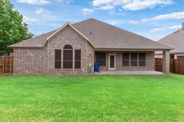 219 Boardwalk Avenue, Waxahachie, TX 75165