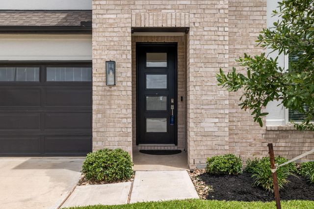 125 Aurora Springs Drive, Katy, TX 77493
