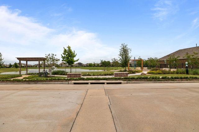 125 Aurora Springs Drive, Katy, TX 77493