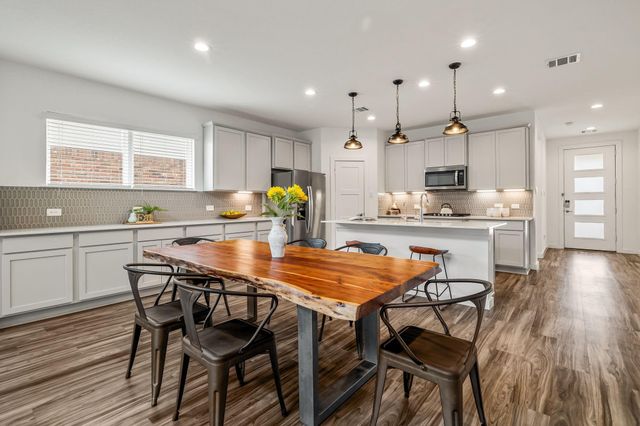 125 Aurora Springs Drive, Katy, TX 77493