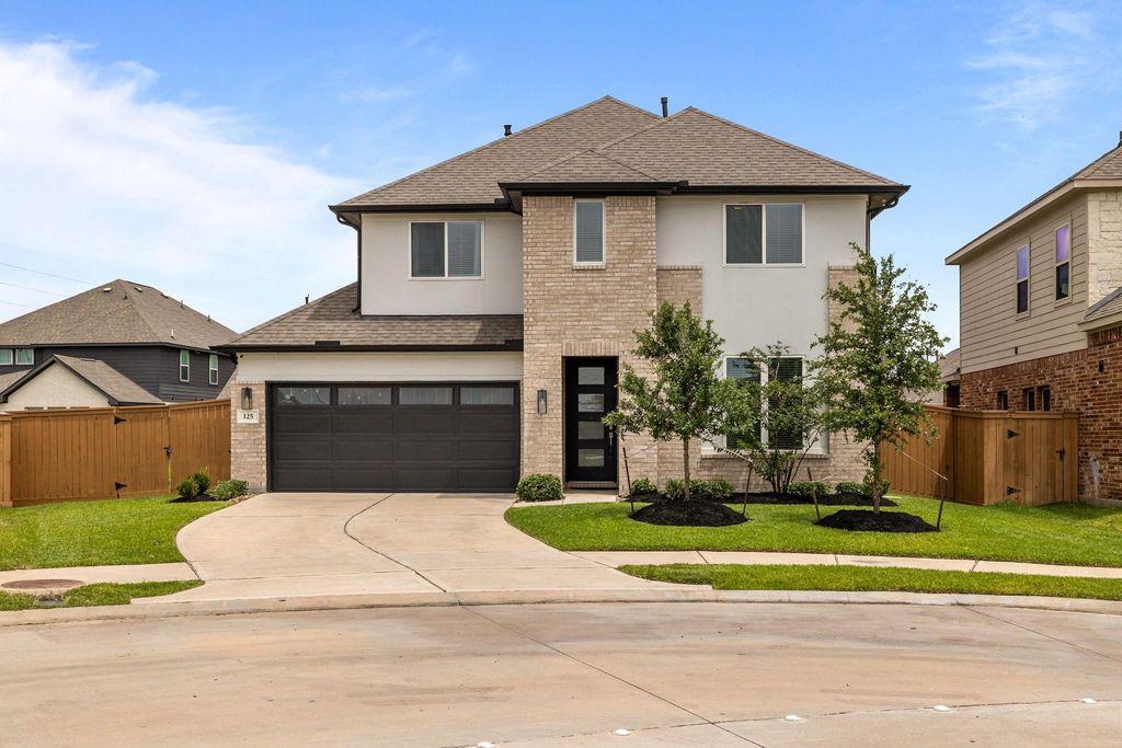 125 Aurora Springs Drive, Katy, TX 77493