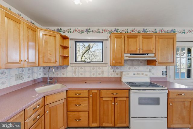 777 GLENGARY RD, Winchester, VA 22603