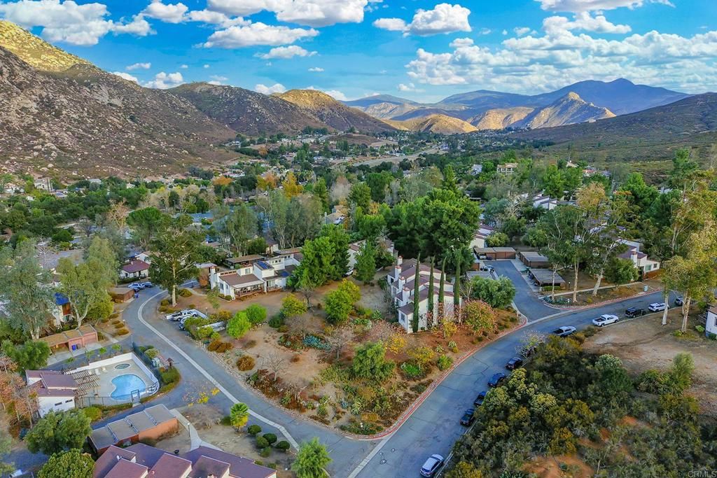 Image 11 of property listing at 15719 Davis Cup Lane, Ramona, CA 92065