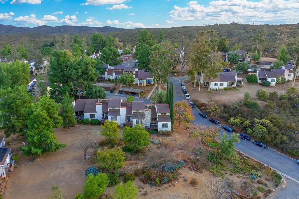 Image 12 of property listing at 15719 Davis Cup Lane, Ramona, CA 92065