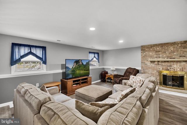 83 LINCOLN DR, Clementon, NJ 08021