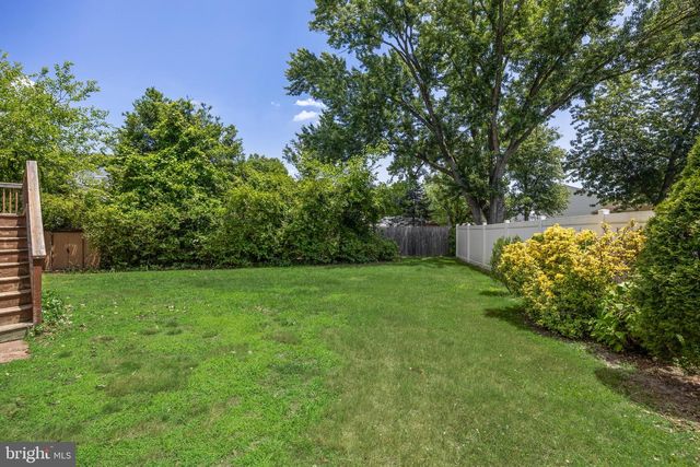 83 LINCOLN DR, Clementon, NJ 08021
