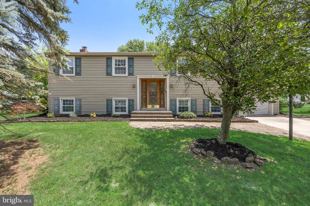 83 LINCOLN DR, Clementon, NJ 08021
