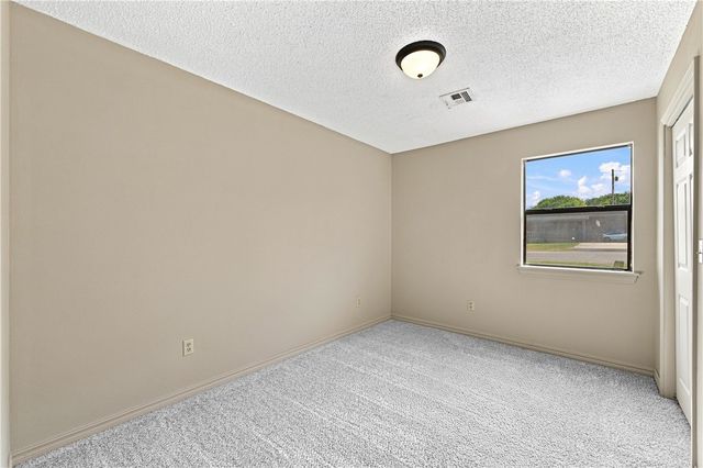 803 4th Avenue, Gravette, AR 72736