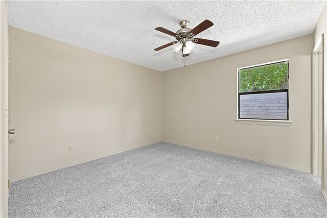 803 4th Avenue, Gravette, AR 72736