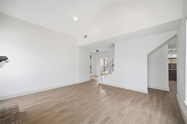 2606 Nantucket Drive, Houston, TX 77057