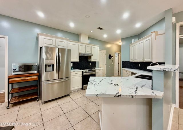 113 Oakleigh Drive, Clinton, MS 39056