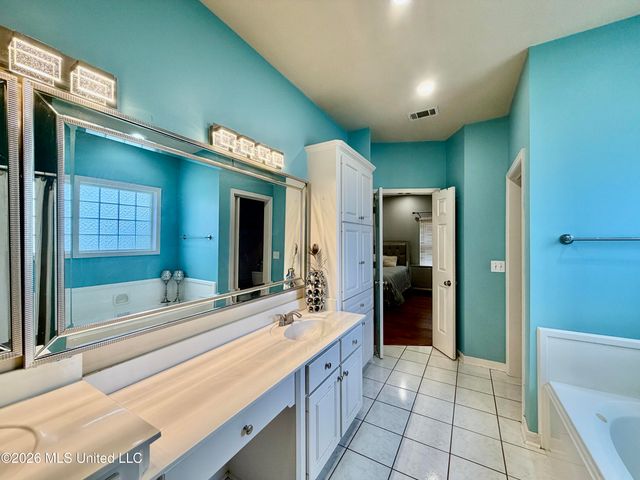 113 Oakleigh Drive, Clinton, MS 39056