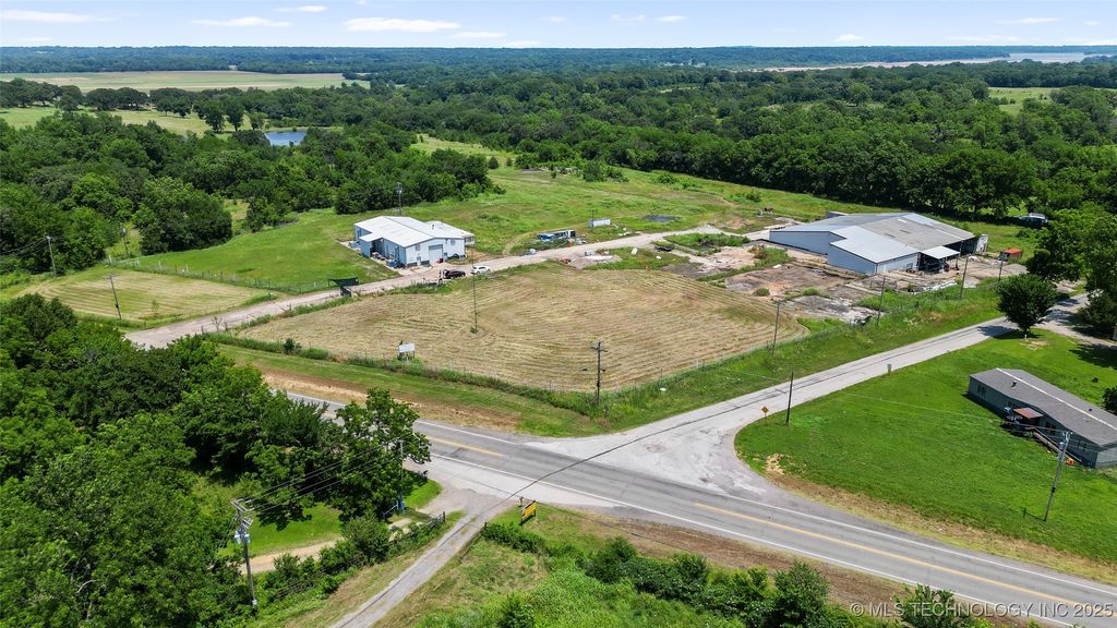 18567 US Hwy 64, Haskell, OK 74436