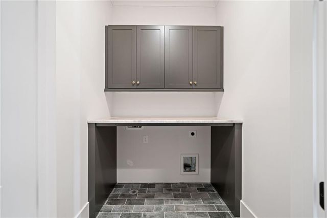 615 Claxton Lane, Milton, GA 30004