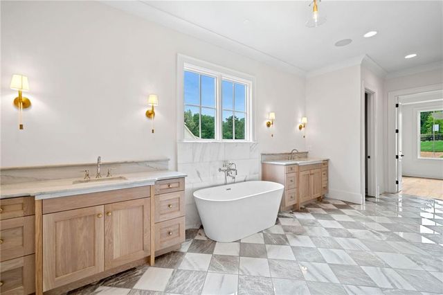 615 Claxton Lane, Milton, GA 30004