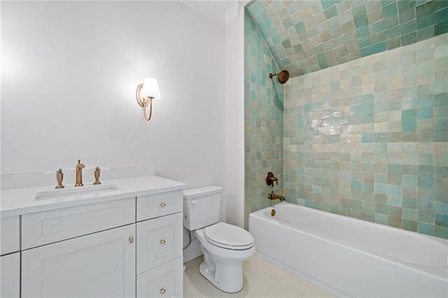 615 Claxton Lane, Milton, GA 30004