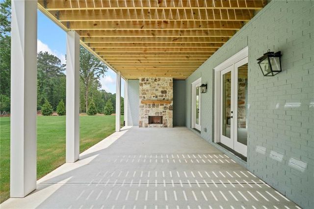 615 Claxton Lane, Milton, GA 30004