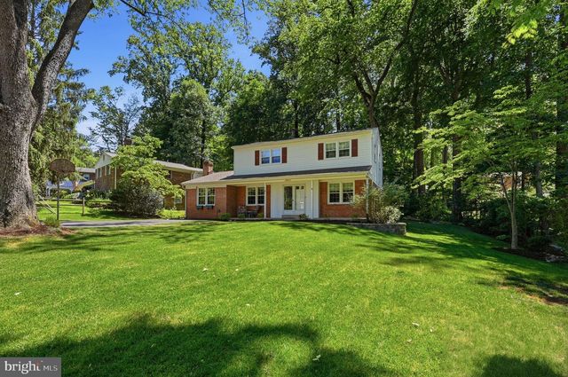 5004 LINETTE LN, Annandale, VA 22003