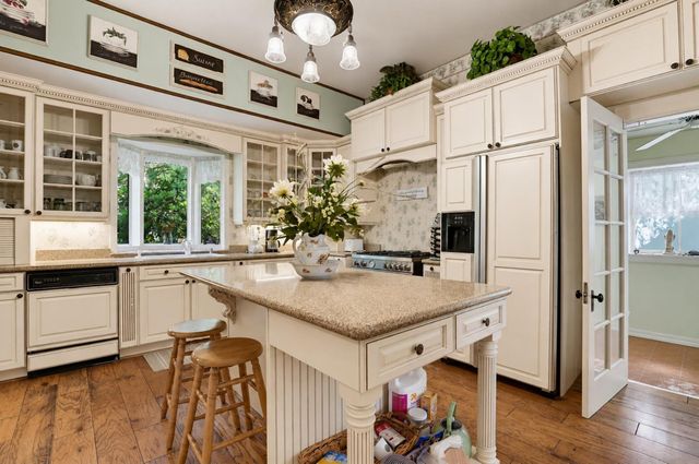 203 Pleasant St, Grass Valley, CA 95945