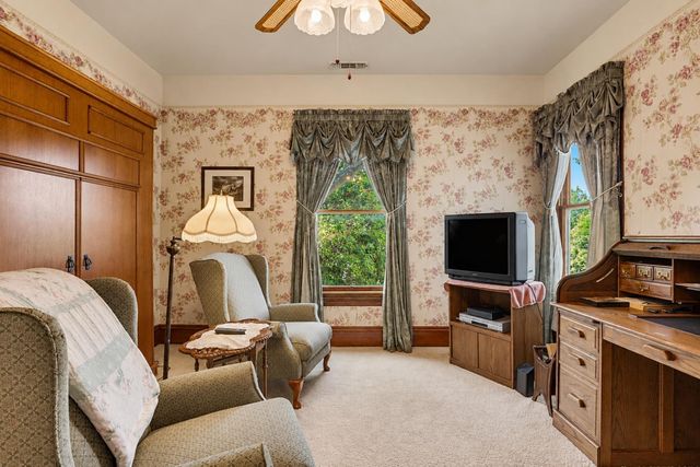 203 Pleasant St, Grass Valley, CA 95945