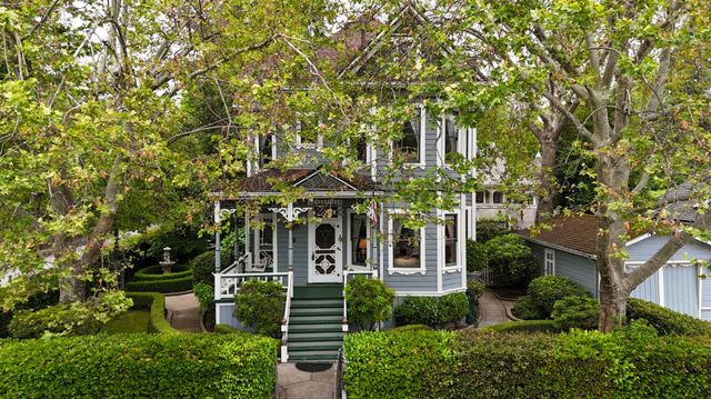 203 Pleasant St, Grass Valley, CA 95945