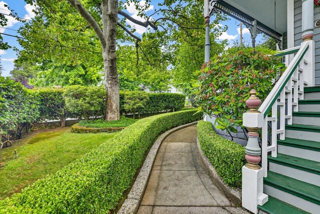 203 Pleasant St, Grass Valley, CA 95945