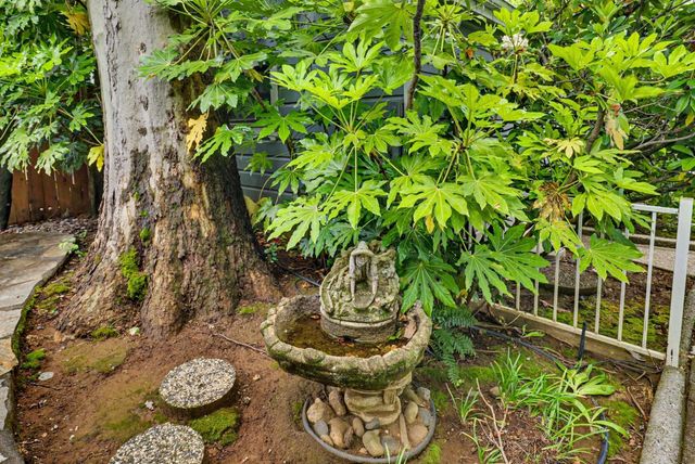 203 Pleasant St, Grass Valley, CA 95945