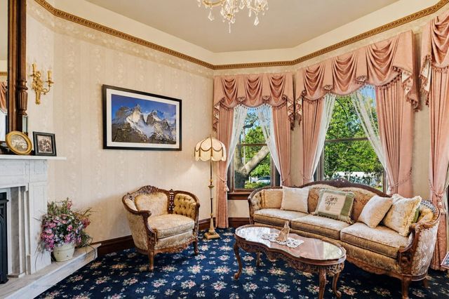203 Pleasant St, Grass Valley, CA 95945