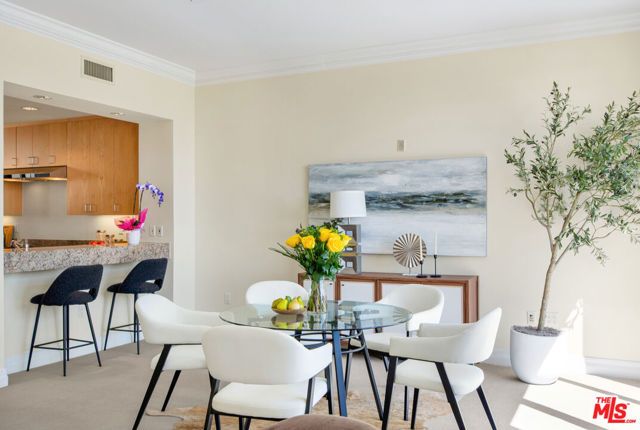 11847 Gorham Avenue 403, Los Angeles, CA 90049