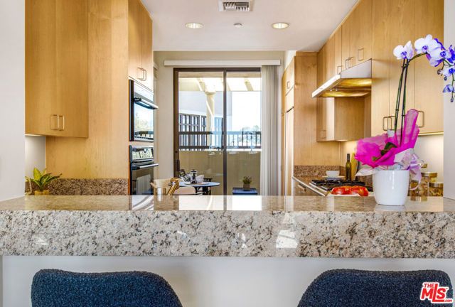 11847 Gorham Avenue 403, Los Angeles, CA 90049