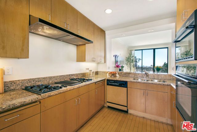 11847 Gorham Avenue 403, Los Angeles, CA 90049