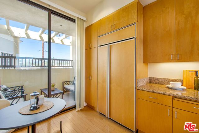 11847 Gorham Avenue 403, Los Angeles, CA 90049