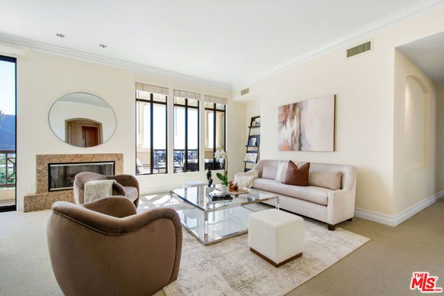 11847 Gorham Avenue 403, Los Angeles, CA 90049