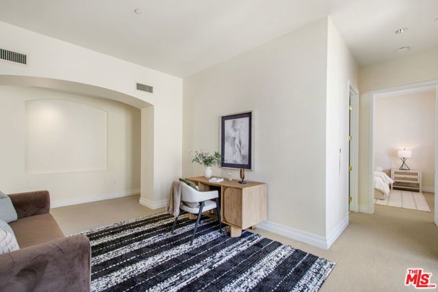 11847 Gorham Avenue 403, Los Angeles, CA 90049